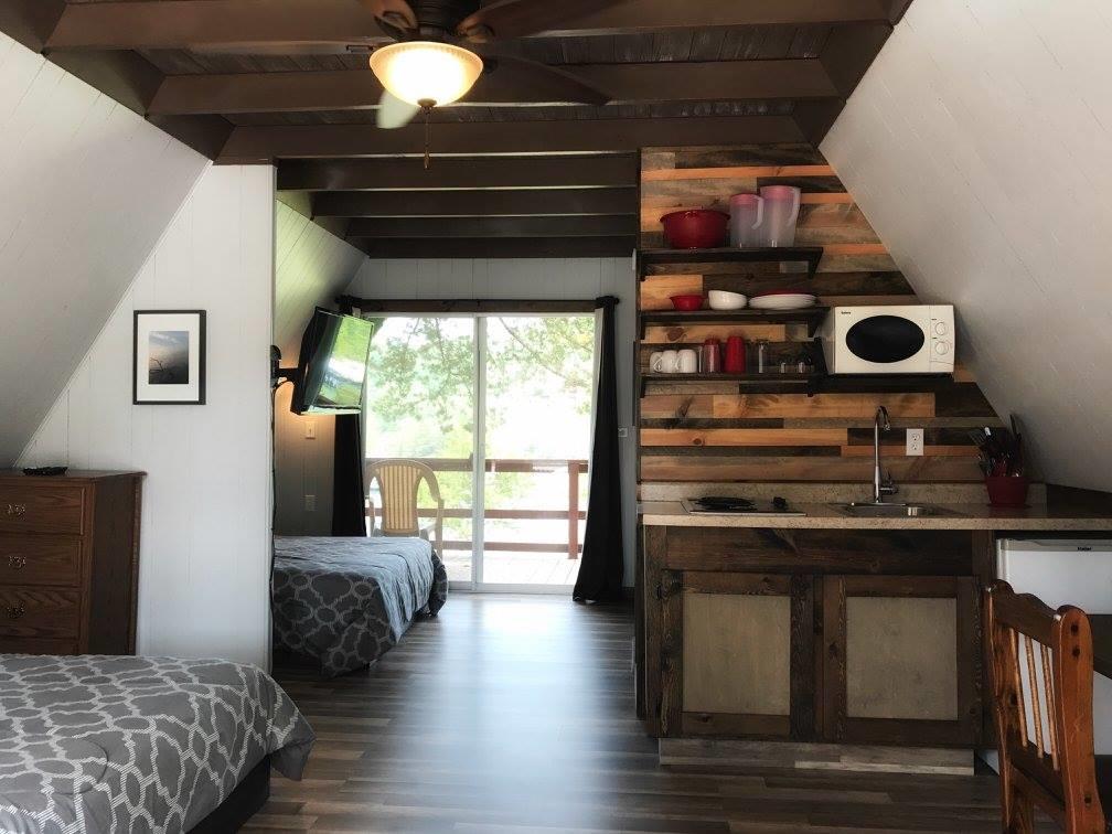 Calm Water Resort Cozy Cabin Rentals Table Rock Lake, Missouri